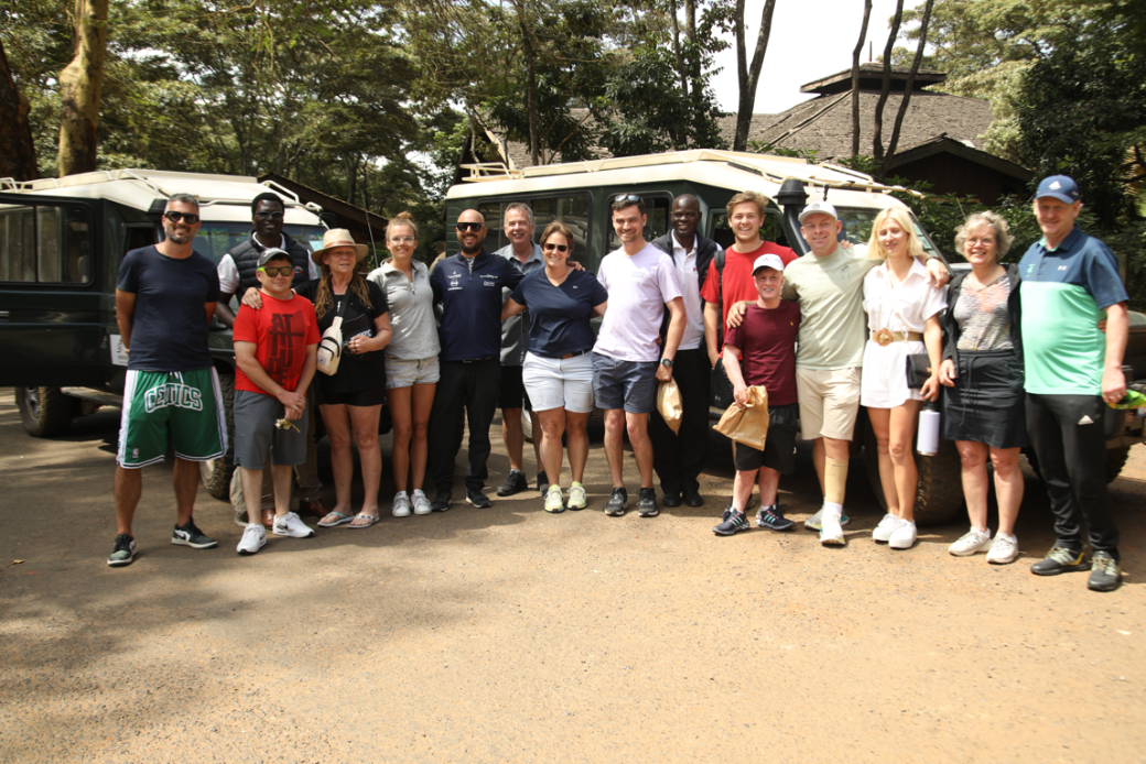 A group photo of the golfers at the park after the morning Game drive